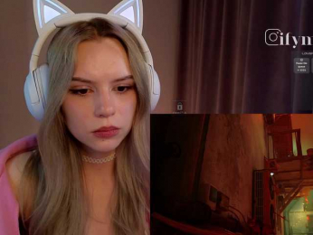 fymryn bongacams stream image