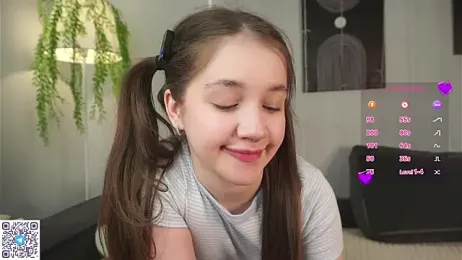 AmiLewis stripchat stream image