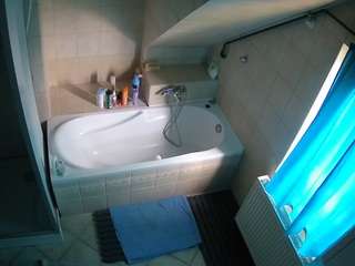 voyeurcam-julmodels-bath-2nd-1 camsoda stream image