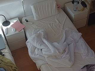 voyeurcam-julmodels-bed-7 camsoda stream image, 09.10.2025 18:00