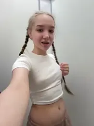 bambi_lu stripchat stream image