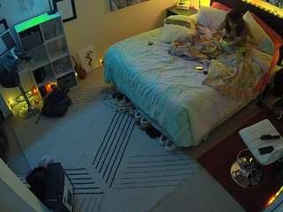 voyeurcam-hornyhostel-01 camsoda stream image