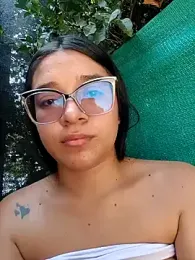 -VICKKY stripchat stream image