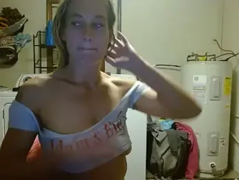missymilf stripchat stream image