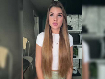 SweetyMia bongacams stream image