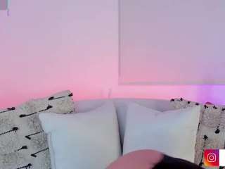 riley-pride camsoda stream image