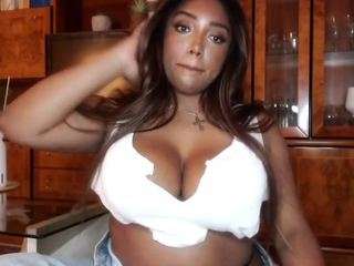 naommiscott camsoda stream image