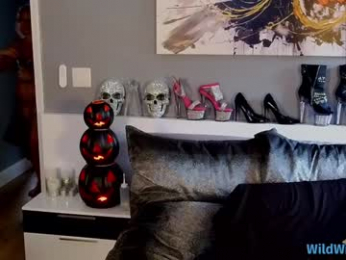 wildwifebarbie chaturbate stream image