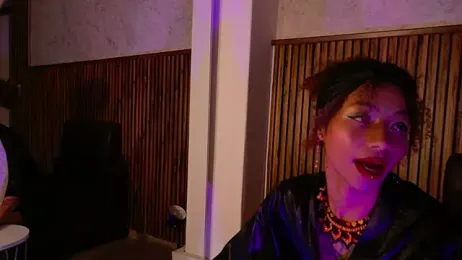 daiana_curly stripchat stream image