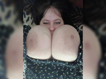 I_GODDESS bongacams stream image