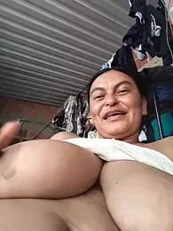 Horny-Mommy-Dirty stripchat stream image