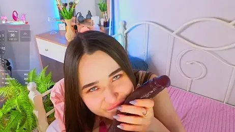 KateBleare stripchat stream image