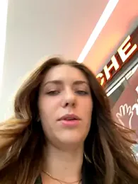 MariiD stripchat stream image