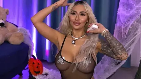 GoldenAmber stripchat stream image