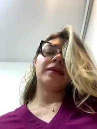 alicee16 stripchat stream image