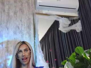 karlabart camsoda stream image