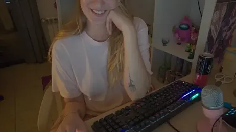 Pinkyladyxxx stripchat stream image