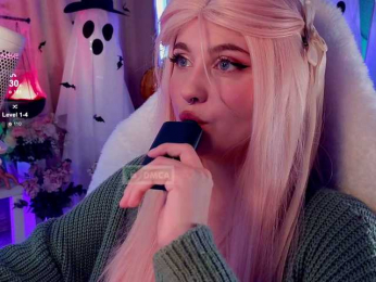 HoneyCherry bongacams stream image