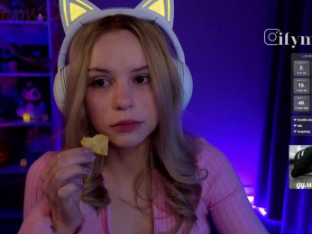 fymryn bongacams stream image