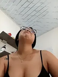 -VICKKY stripchat stream image