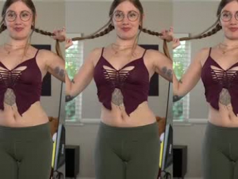 emma_ruby chaturbate stream image