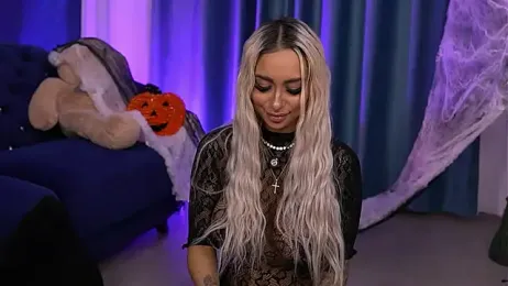 GoldenAmber stripchat stream image