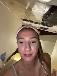 Lia__Love stripchat stream image