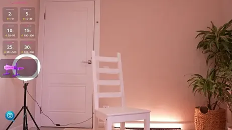 Miablueye stripchat stream image