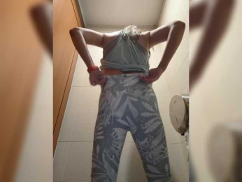 DIVORA bongacams stream image