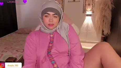 shayla_18 stripchat stream image