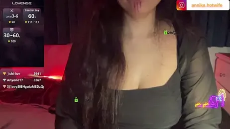 CharmingTania stripchat stream image