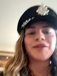 alicee16 stripchat stream image