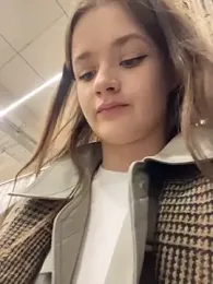 KittyQueeny stripchat stream image