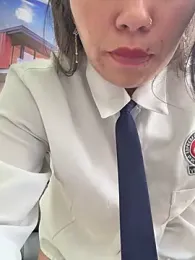 LIZ-06_ stripchat stream image