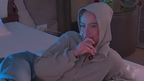 Amanda_River stripchat stream image