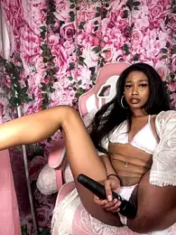 mismialove stripchat stream image, 06.11.2025 10:10