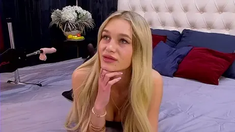 KristinaDane stripchat stream image