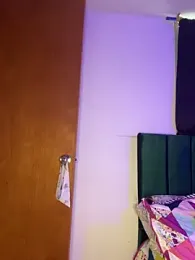 riri_brunnete stripchat stream image