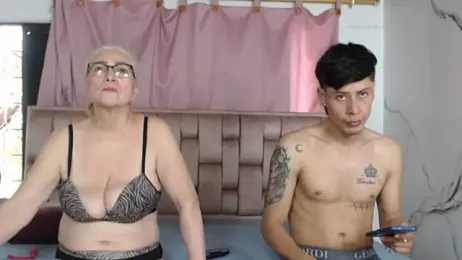 Sexytaty2022 stripchat stream image