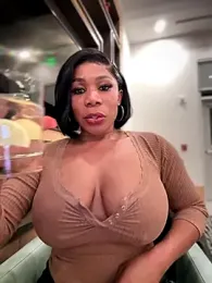 Belle___ stripchat stream image