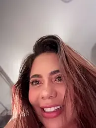 Aryrosee stripchat stream image