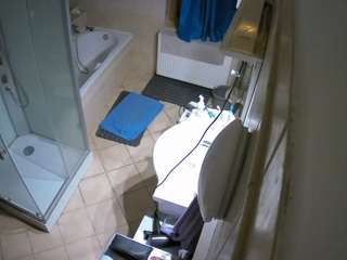 voyeurcam-julmodels-bath-2nd-2 camsoda stream image