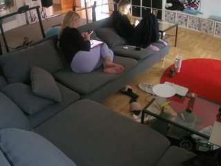 voyeurcam-julmodels-living-3 camsoda stream image