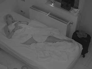 voyeurcam-julmodels-bed-7 camsoda stream image, 15.11.2025 00:00