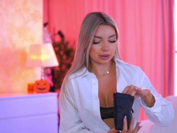 ArtTeasee bongacams stream image