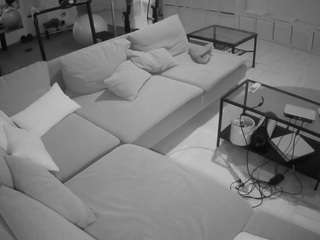 voyeurcam-julmodels-living-3 camsoda stream image