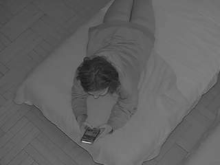 voyeurcam-julmodels-bed-7 camsoda stream image, 23.02.2025 13:00