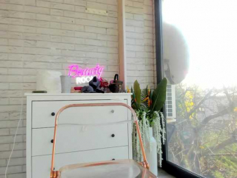 BritneyCharm bongacams stream image