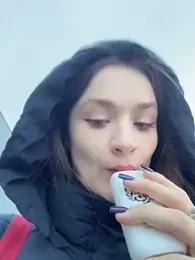 KittyQueeny stripchat stream image