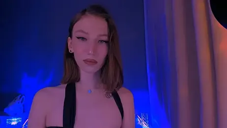 ellaamber stripchat stream image